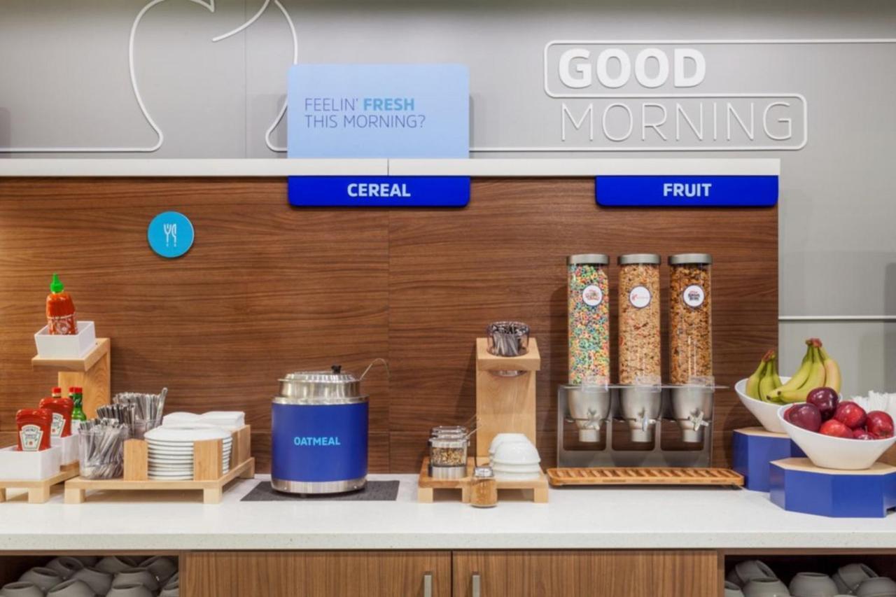 Holiday Inn Express & Suites - West Omaha - Elkhorn By Ihg Exteriör bild